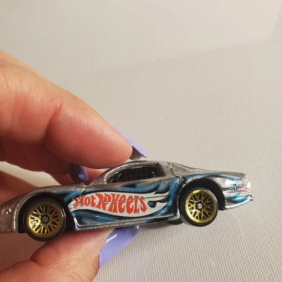 Vintage 1998- Olds Aurora  GTS-1 Hot Wheel - Picture 5 of 7